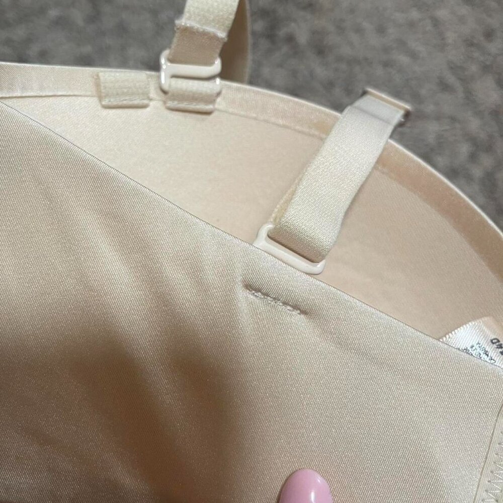 Skims Bra - Picture 6 of 6